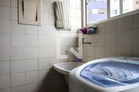 Apartamento à venda com 75m², 2 quartos e 2 vagas Apartamento à venda com 75m², 2 quartos e 2 vagasÁrea de Serviço