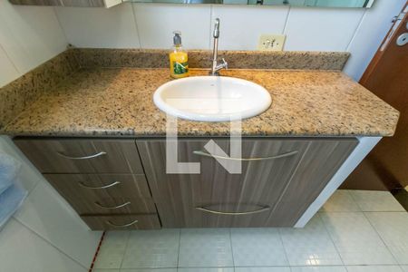 Casa à venda com 210m², 4 quartos e 2 vagasBanheiro Social