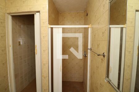 Banheiro de casa para alugar com 1 quarto, 90m² em Vila Santa Clara, São Paulo