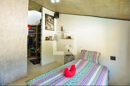 Casa à venda com 550m², 4 quartos e 4 vagasSuíte 1