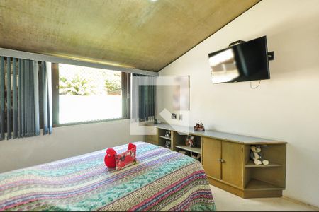 Casa à venda com 550m², 4 quartos e 4 vagasSuíte 1