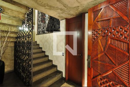 Casa à venda com 550m², 4 quartos e 4 vagasEntrada