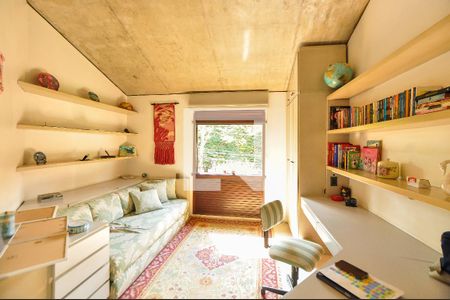 Casa à venda com 550m², 4 quartos e 4 vagasQuarto