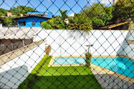 Casa à venda com 550m², 4 quartos e 4 vagasVista da Suíte 1