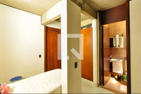 Casa à venda com 550m², 4 quartos e 4 vagasQuarto de Serviço