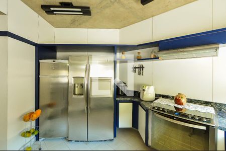 Casa à venda com 550m², 4 quartos e 4 vagasCozinha