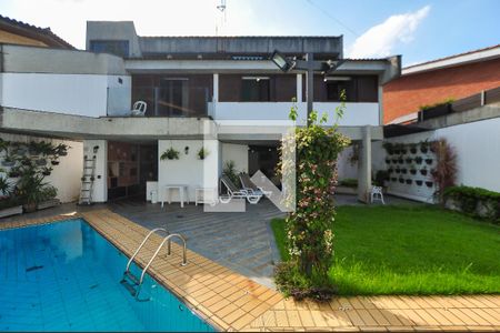Casa à venda com 550m², 4 quartos e 4 vagasFachada
