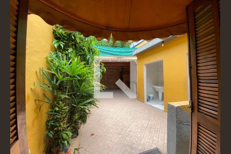 Casa para alugar com 190m², 3 quartos e 2 vagas Casa para alugar com 190m², 3 quartos e 2 vagasÁrea Externa