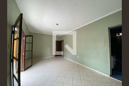 Casa para alugar com 190m², 3 quartos e 2 vagas Casa para alugar com 190m², 3 quartos e 2 vagasSuíte 1