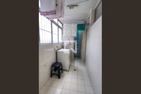 Apartamento à venda com 110m², 2 quartos e 1 vagaÁrea de Serviço