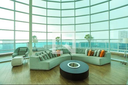 Apartamento para alugar com 37m², 1 quarto e 1 vaga Apartamento para alugar com 37m², 1 quarto e 1 vagaÁrea comum - Rooftop