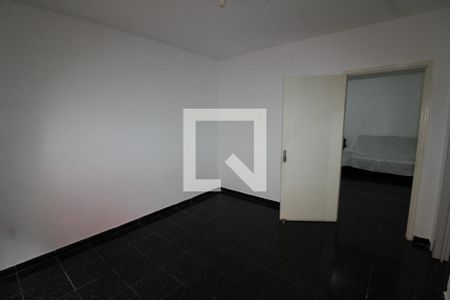 Quarto 2 de casa para alugar com 3 quartos, 100m² em Jardim Santa Adélia, São Paulo