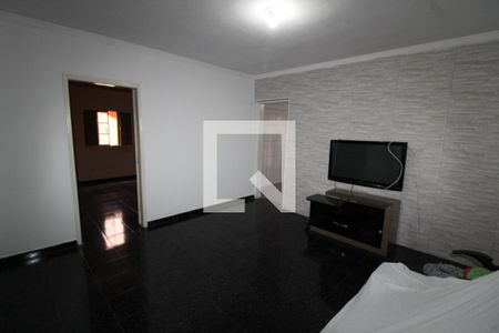 Sala de casa para alugar com 3 quartos, 100m² em Jardim Santa Adélia, São Paulo