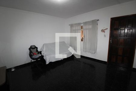 Sala de casa para alugar com 3 quartos, 100m² em Jardim Santa Adélia, São Paulo