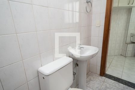 Apartamento à venda com 120m², 3 quartos e 2 vagasBanheiro de Serviço