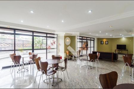 Apartamento à venda com 120m², 3 quartos e 2 vagasÁrea comum - Salão de festas