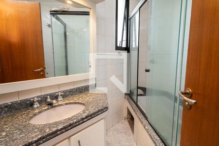 Apartamento à venda com 120m², 3 quartos e 2 vagasBanheiro - Suíte 