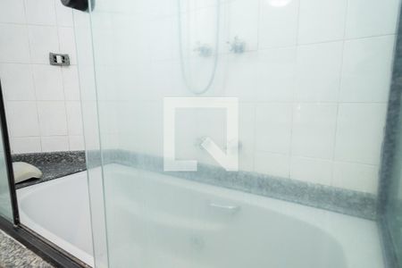 Apartamento à venda com 120m², 3 quartos e 2 vagasBanheiro - Suíte 