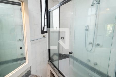 Apartamento à venda com 120m², 3 quartos e 2 vagasBanheiro - Suíte 