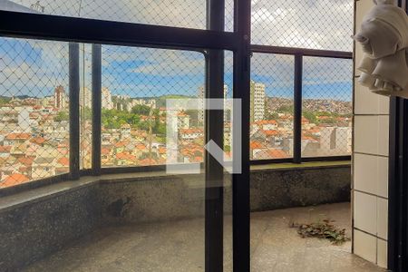 Apartamento à venda com 129m², 3 quartos e 2 vagasVaranda