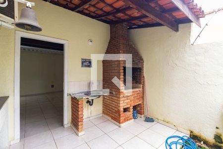 Casa à venda com 300m², 4 quartos e 6 vagasChurrasqueira