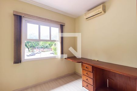 Casa à venda com 300m², 4 quartos e 6 vagasQuarto 2