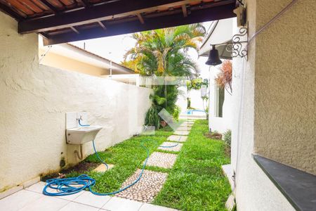 Casa à venda com 300m², 4 quartos e 6 vagasChurrasqueira