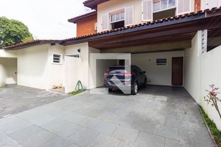 Casa à venda com 300m², 4 quartos e 6 vagasGaragem