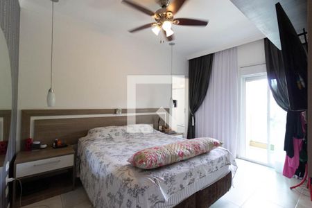 Casa à venda com 300m², 3 quartos e 5 vagasSuíte 2