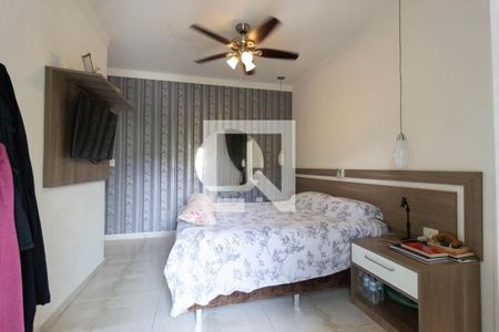 Casa à venda com 300m², 3 quartos e 5 vagasSuíte 2