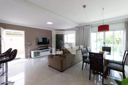 Sala de casa à venda com 3 quartos, 300m² em Vila Isolina Mazzei, São Paulo