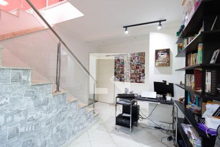 Casa à venda com 300m², 3 quartos e 5 vagasEscritório