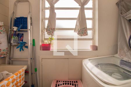 Apartamento à venda com 53m², 2 quartos e 1 vagaCozinha e Área de Serviço