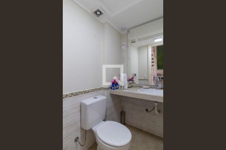 Casa à venda com 194m², 3 quartos e 2 vagas Casa à venda com 194m², 3 quartos e 2 vagasLavabo