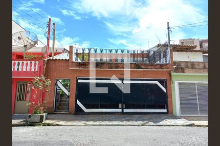 Casa à venda com 172m², 3 quartos e 2 vagasFachada