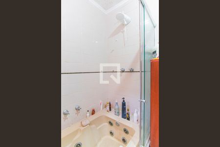 Casa à venda com 172m², 3 quartos e 2 vagasBanheiro da Suíte