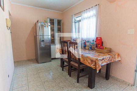 Casa à venda com 172m², 3 quartos e 2 vagasCozinha