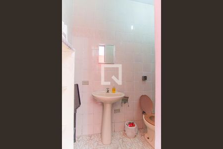 Casa à venda com 172m², 3 quartos e 2 vagasBanheiro 3