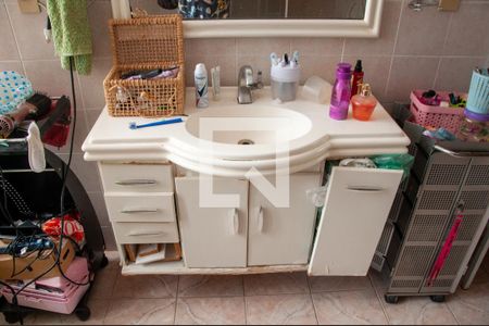 Casa à venda com 219m², 4 quartos e 3 vagas Casa à venda com 219m², 4 quartos e 3 vagasBanheiro da Suíte