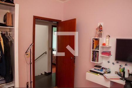 Casa à venda com 219m², 4 quartos e 3 vagas Casa à venda com 219m², 4 quartos e 3 vagasQuarto 1