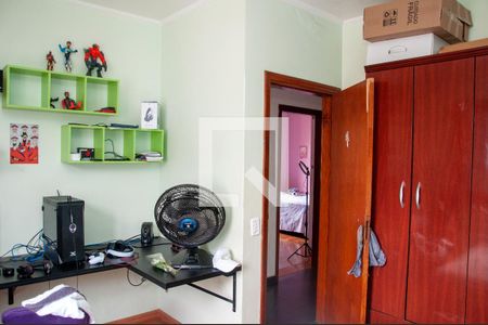 Casa à venda com 219m², 4 quartos e 3 vagas Casa à venda com 219m², 4 quartos e 3 vagasQuarto 2