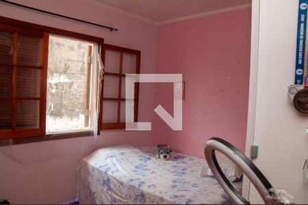 Casa à venda com 219m², 4 quartos e 3 vagas Casa à venda com 219m², 4 quartos e 3 vagasQuarto 1