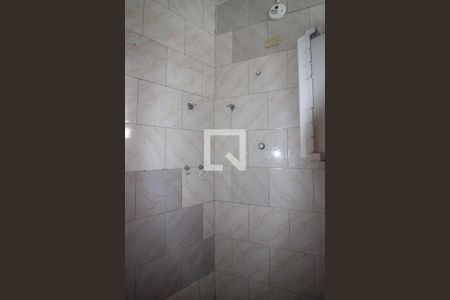 Banheiro de casa para alugar com 1 quarto, 300m² em Vila Norma, São Paulo
