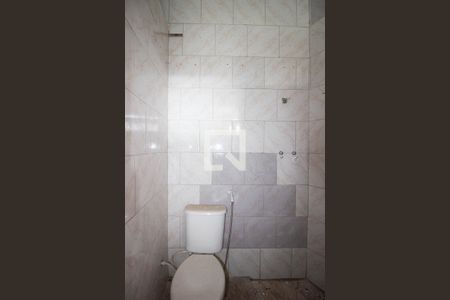 Banheiro de casa para alugar com 1 quarto, 300m² em Vila Norma, São Paulo