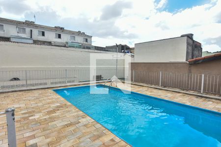 Apartamento à venda com 116m², 3 quartos e 2 vagas Apartamento à venda com 116m², 3 quartos e 2 vagasÁrea comum - Piscina