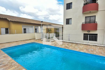 Apartamento à venda com 116m², 3 quartos e 2 vagas Apartamento à venda com 116m², 3 quartos e 2 vagasÁrea comum - Piscina