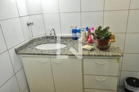 Apartamento à venda com 116m², 3 quartos e 2 vagas Apartamento à venda com 116m², 3 quartos e 2 vagasBanheiro da Suíte