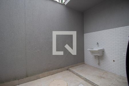 Apartamento à venda com 68m², 2 quartos e 1 vagaCozinha e Área de Serviço