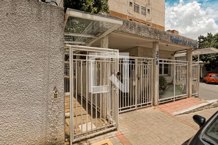 Apartamento à venda com 50m², 2 quartos e 1 vagaFachada e portaria