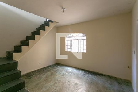 Sala 2 de casa à venda com 4 quartos, 420m² em Sagrada Família, Belo Horizonte